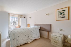 BEDROOM- click for photo gallery